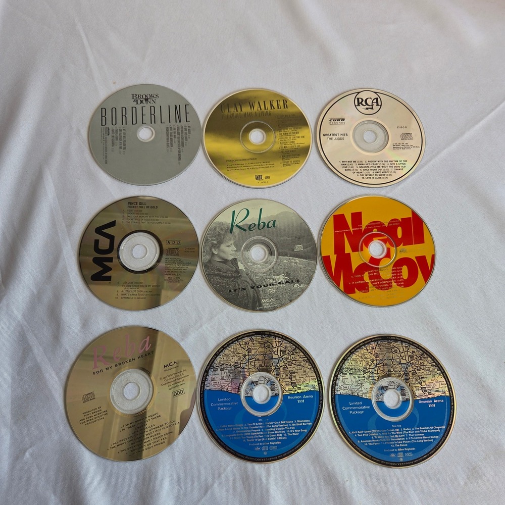 Lot of 9 Country Music CDs Reba McEntire Brooks & Dunn Garth Brooks Vince Gill